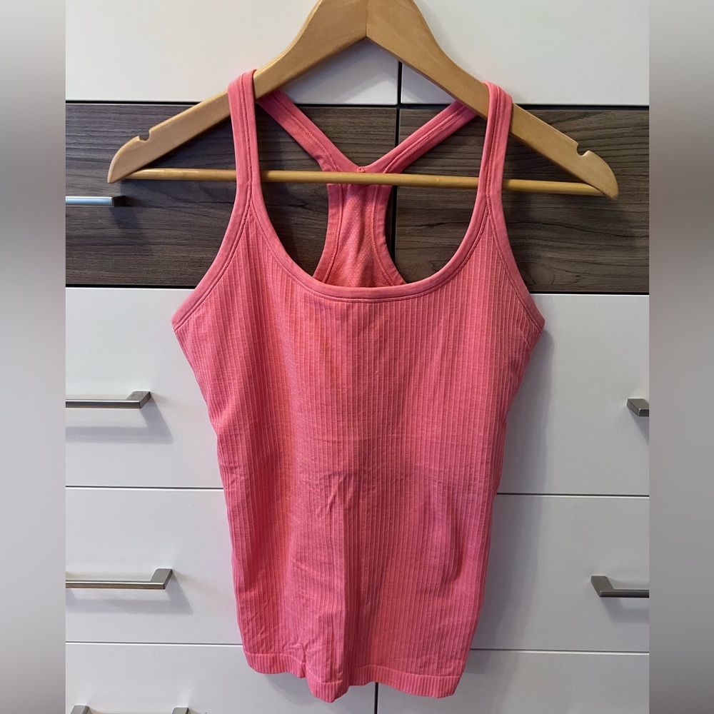 Lululemon - Ebb to Street Tank Top Sz8